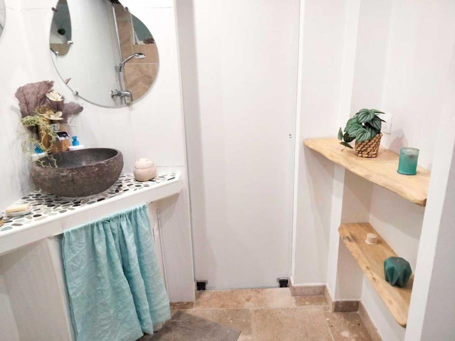 Appartement Au Rez-De-Chaussee Souillac Bagian luar foto